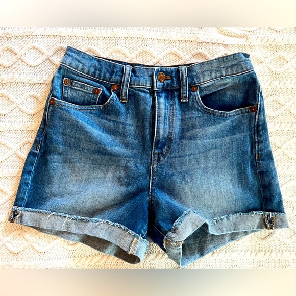 Madewell Pants - Madewell Medium Wash Denim Cuffed Shorts Women’s Size 26